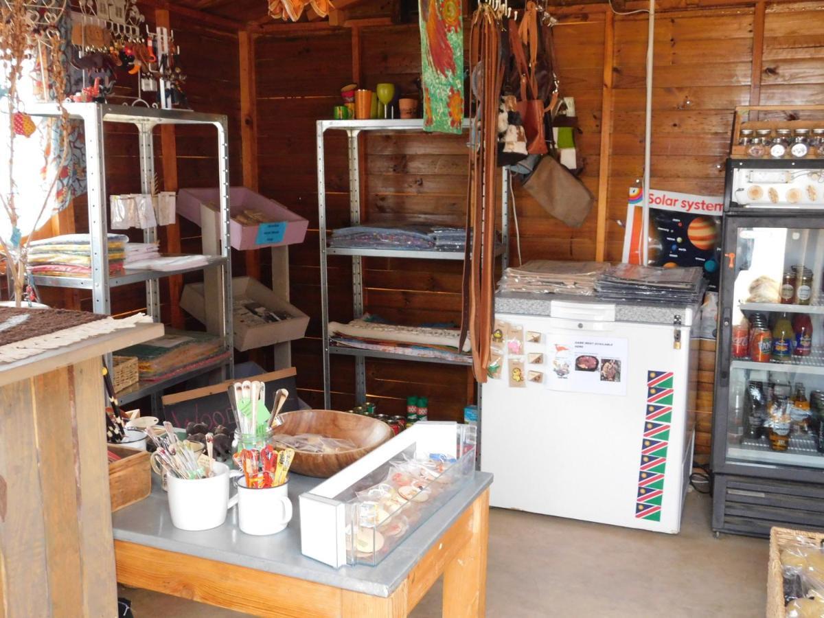 Meteorite Rest Camp Hotel Grootfontein Екстериор снимка